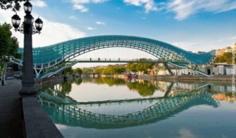 Мост Мира в Тбилиси