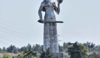 Памятник Матери Грузии